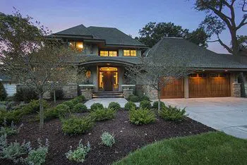 Metro Garage Doors Auburndale, MA 617-870-2361 - cust-cont-gdr-19m